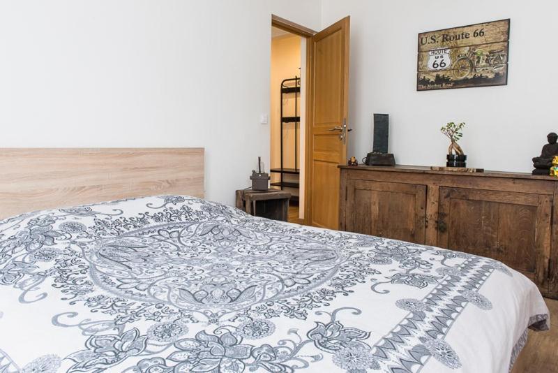 Charming One-Of-A-Kind Apartment. Saint-Ouen  ภายนอก รูปภาพ